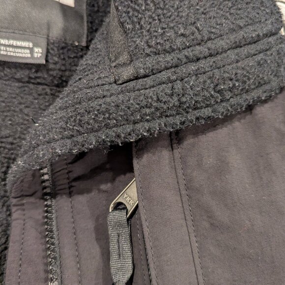The North Face Retro Denali Jacket (Fleece, Black) - Picture 16 of 16